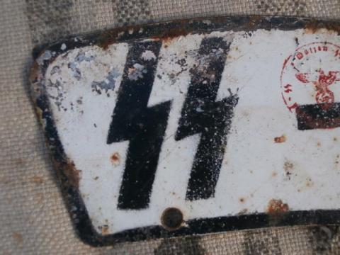 WW2 GERMAN NAZI RARE WAFFEN SS TOTENKOPF PANZER MOTORCYCLE LICENCE PLATE III REICH STAMPED RELIC FOUND