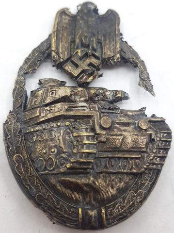 WW2 GERMAN NAZI KURLAND PANZER TANK BADGE MEDAL BADGE AWARD BY ASSMANN