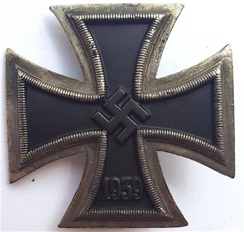 WW2 GERMAN NAZI ***REPLIKA*** OF AN IRON CROSS FIRST CLASS MEDAL AWARD BY RZM STAMPED