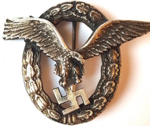 WW2 GERMAN NAZI ***REPLIKA*** LUFTWAFFE PILOT BADGE MEDAL AWARD