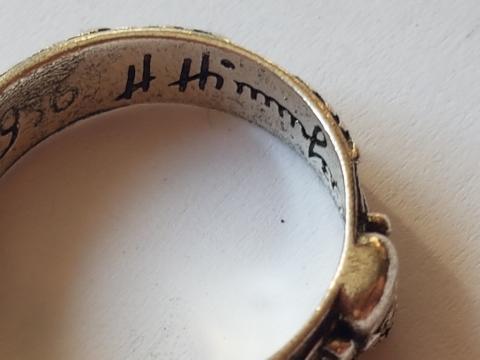 WW2 GERMAN NAZI ***REPLIKA*** OF THE WAFFEN SS TOTENKOPF HIMMLER HONOR RING IN CASE - EXACT REPLIKA