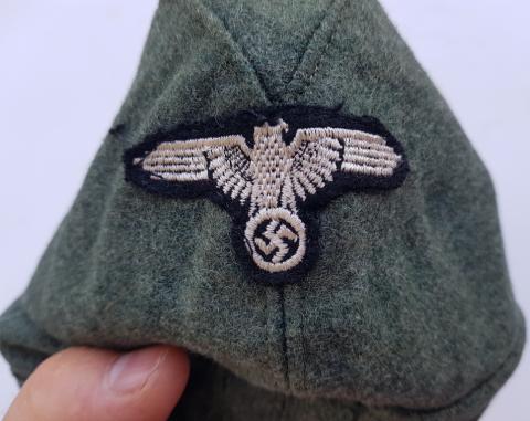 WW2 GERMAN NAZI ***REPLIKA*** WAFFEN SS TOTENKOPF OVERSEAS OFFICER CAP WITH SKULL AND EAGLE INSIGNIAS HEADGEAR HAT M43