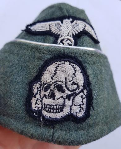 WW2 GERMAN NAZI ***REPLIKA*** WAFFEN SS TOTENKOPF OVERSEAS OFFICER CAP WITH SKULL AND EAGLE INSIGNIAS HEADGEAR HAT M43