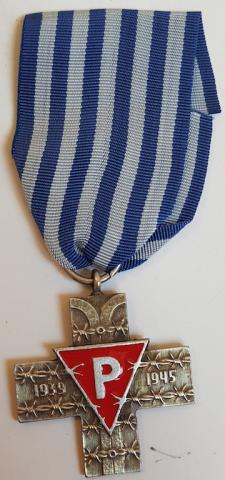 WW2 GERMAN NAZI UNIQUE HOLOCAUST CONCENTRATION CAMP AUSCHWITZ BIRKENAU INMATE SURVIVOR ID + COMMEMORATIVE POLISH MEDAL AWARD IN CASE