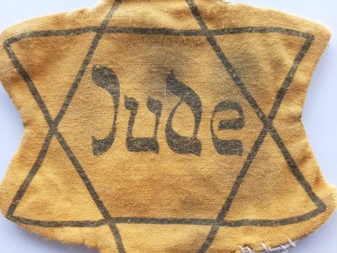 WW2 GERMAN NAZI VERY RARE HOLOCAUST STAR OF DAVID WORN JUDE GERMANY VARIATION STAR WITH BACK FABRIK - JEW JEWISH JUIF JOOD ORIGINAL