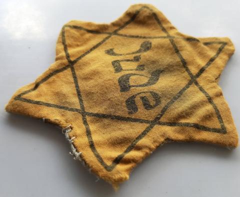 WW2 GERMAN NAZI VERY RARE HOLOCAUST STAR OF DAVID WORN JUDE GERMANY VARIATION STAR WITH BACK FABRIK - JEW JEWISH JUIF JOOD ORIGINAL