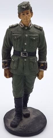 WW2 GERMAN NAZI VINTAGE 1960S LOT OF 5 LARGE WEHRMACHT AND LUFTWAFFE FIGURINES