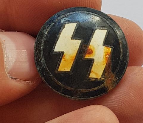 WW2 GERMAN NAZI WAFFEN SS ENAMEL MEMBERSHIP PIN RELIC FOUND - BY RZM