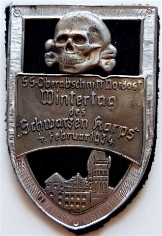 WW2 GERMAN NAZI WAFFEN SS TOTENKOPF COMMEMORATIVE PLATE " ss oberabschnitt nordost wintertag des schwarzen korps " FEBRUARY 1934 GESCH MAKER MARKED ON THE BACK