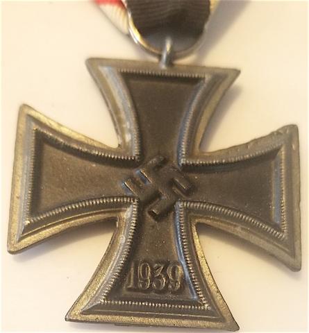 WW2 GERMAN NAZI WEHRMACHT - WAFFEN SS 2ND CLASS EK2 IRON CROSS MEDAL AWARD 1939 WITH RIBBON