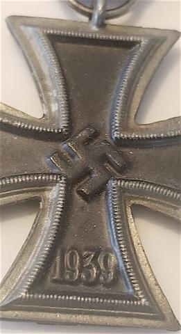 WW2 GERMAN NAZI WEHRMACHT - WAFFEN SS 2ND CLASS EK2 IRON CROSS MEDAL AWARD 1939 WITH RIBBON