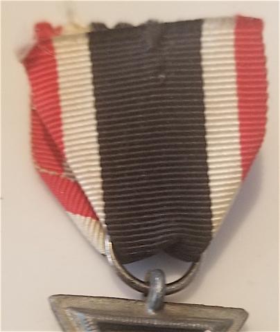 WW2 GERMAN NAZI WEHRMACHT - WAFFEN SS 2ND CLASS EK2 IRON CROSS MEDAL AWARD 1939 WITH RIBBON