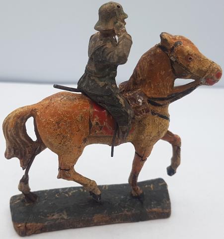 WW2 GERMANY NAZI WAR GERMANY TOY ELASTOLIN FIGURINE LINEOL SCHUCO  WEHRMACHT HEER KAVALERIE SOLDIER ON HORSE