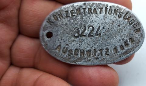 Concentration Camp AUSCHWITZ metal token ID for forced labor inmate