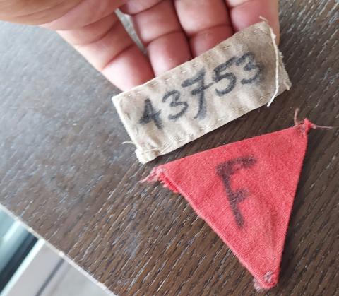 Concentration camp DACHAU inmate patch ID + Red Triangle F from jacket uniform holocaust jew jewish inmate