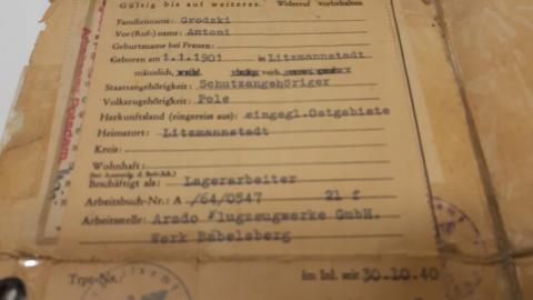 Forced Labor Metal ID + worksheet from an employee of GmbH Aviation plan ARADO - Ausweis ID