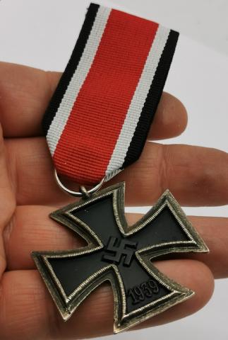 Iron Cross 2nd class medal award wehrmacht  nsdap waffen ss luftwaffe kriegsmarine