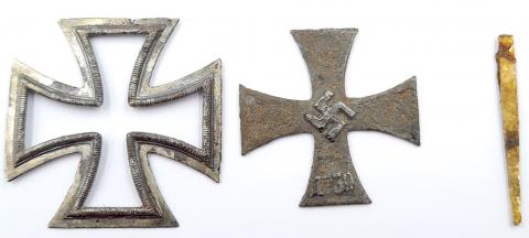 Iron Cross medal award 1st class relic ground dug found in KURLAND battlefield waffen SS - Wehrmacht