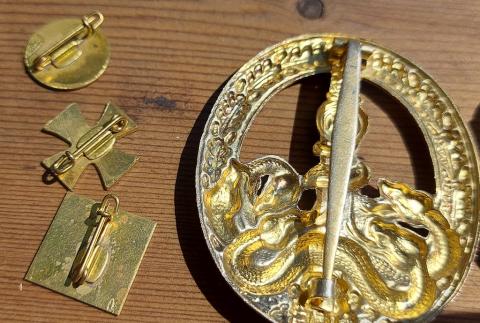 ww2 german nazi antipartisan and 50 interventions tank panzer badge tinies pins iron cross, nsdap, flag