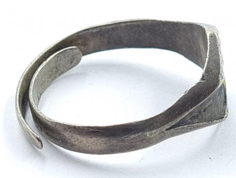 Nice Third Reich Adolf Hitler partisan Swastika ring original bague allemande guerre epoque