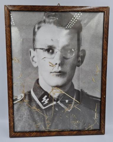 Oskar Groning Waffen SS portrait frame photo SS Unterscharführer who was stationed at the Auschwitz concentration camp accounting
