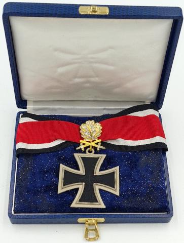 1957 knight cross of the iron cross medal award diamond gold oakleaf case