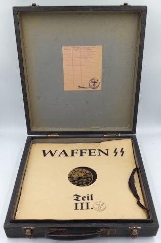RARE Third Reich NSDAP Waffen SS set of gramophone records in case, stamped