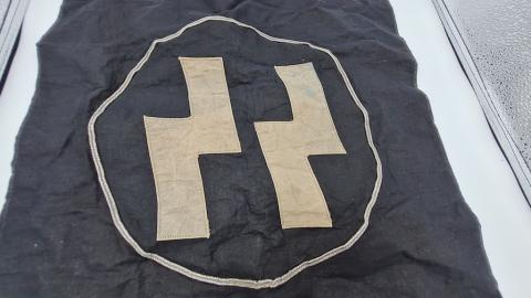 RARE Waffen SS / SS-Allgemeine trumpet banner flag pennant ss runes with holders