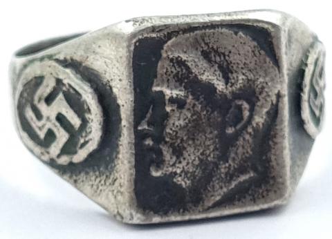 Third Reich Fuhrer Adolf Hitler NSDAP partisan silver ring marked with hitler bust