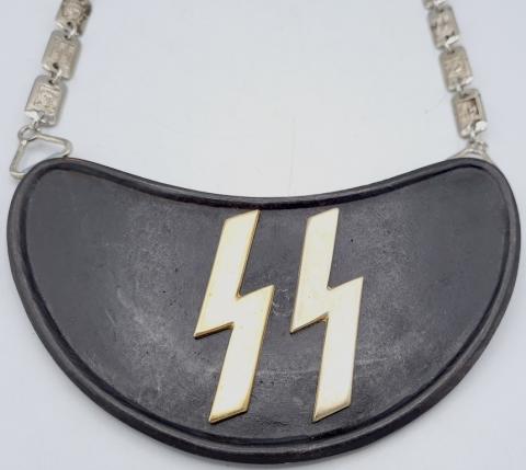 WAFFEN SS GORGET WITH TOTENKOPF SKULL CHAIN