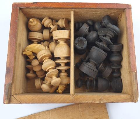 waffen SS ss-lazaret berlin check game in wooden box, marked original for sale waffen SS ss-lazaret berlin check game in wooden box, marked original for sale