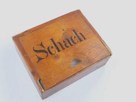 waffen SS ss-lazaret berlin check game in wooden box, marked original for sale waffen SS ss-lazaret berlin check game in wooden box, marked original for sale