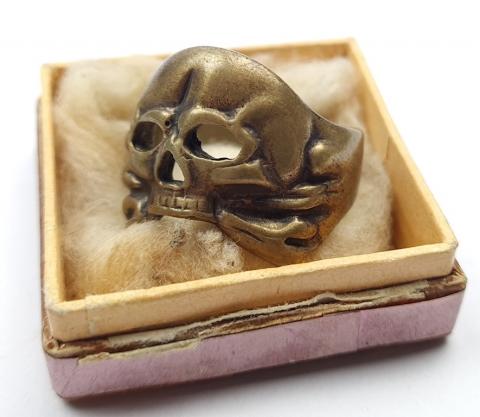 WW2 German Nazi early Waffen SS 1st panzer grenadier division totenkopf skull ring in case