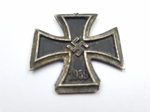 WW2 German Nazi Iron Cross 2nd class medal award wehrmacht, luftwaffe, waffen SS NSDAP