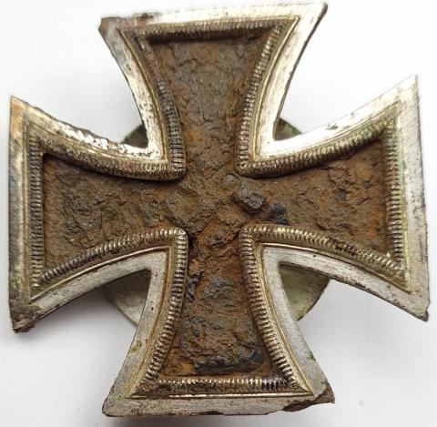 Ww2 German Nazi iron cross first class medal with round back pin (rare) relic wehrmacht waffen ss