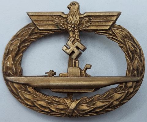 WW2 GERMAN NAZI NAVY KRIEGSMARINE U-BOAT BADGE MEDAL AWARD BY "SCHWERIN BERLIN 68" U-BOOT  КRIEGSABZEICHEN