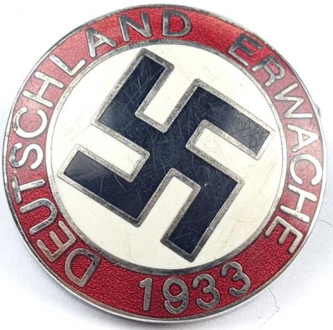 WW2 German Nazi NSDAP Adolf Hitler Fuhrer membership enamel pin by RZM m1/129