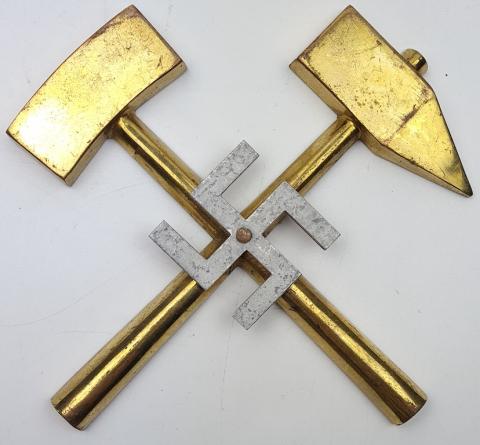 WW2 German Nazi Third Reich RAD DAF workers association large metal ornamenet with swastika