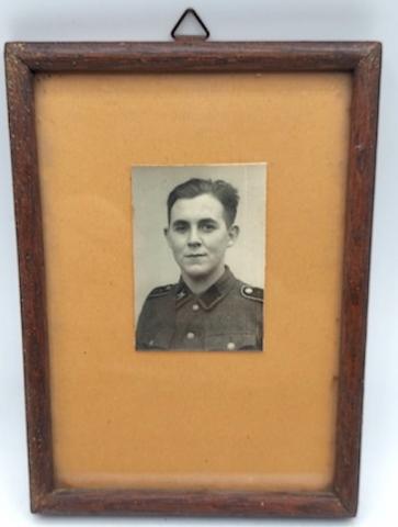 Ww2 German Nazi Waffen SS NCO soldier photo frame with an original war period picture