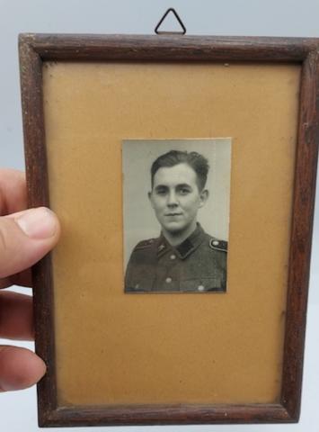 Ww2 German Nazi Waffen SS NCO soldier photo frame with an original war period picture