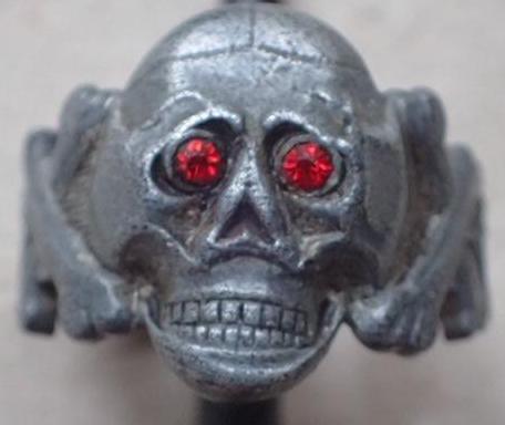 WW2 German Nazi Waffen SS totenkopf SKULL ring relic with diamonds in the eyes