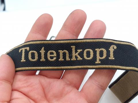 WW2 GERMAN NAZI WAFFEN TOTENKOPF DIVISION CUFF TITLE BEVO TUNIC REMOVED SS TK SKULL