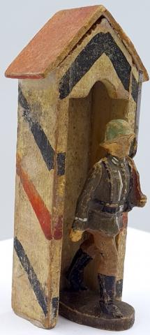 WW2 German Nazi Wehrmacht 1930s toy figurine soldier in a watch kabin elastolin lineol hausser wartoys