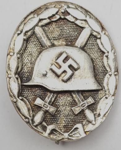 WW2 German Nazi Wehrmacht - Waffen SS Wound badge medal badge award in Silver unmarked