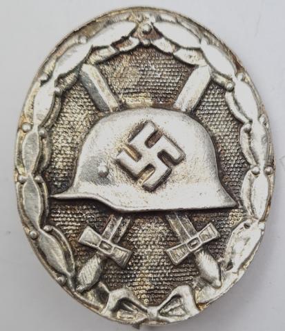 WW2 German Nazi Wehrmacht - Waffen SS Wound badge medal badge award in Silver unmarked