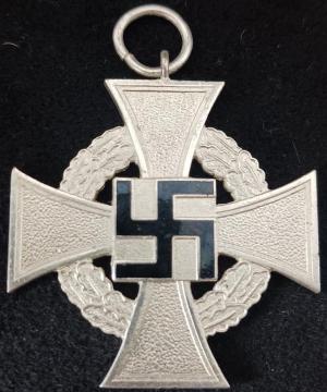 25 Years of Faithful Services in the Wehrmacht medal award no ribbon