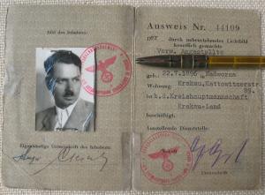 FORCED LABOUR ID KRAKAU GENERAL GOVERNMENT PERSONAL AUSWEIS OF A NON-GERMAN OFFICIAL 1944