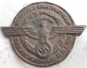 LISTED Third Reich DAF RAD workers HANNOVER SPORTFEST WEHRMACHT 1939 badge RARE