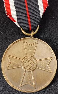 War Merit Medal Kriegsverdienstmedaille award Wehrmacht Waffen SS