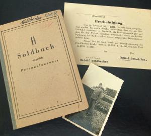 WAFFEN SS STANDARTENFUHRER KOMMANDER SCHUTZPOLIZEI ID SOLDBUCH photo ausweis original authentic